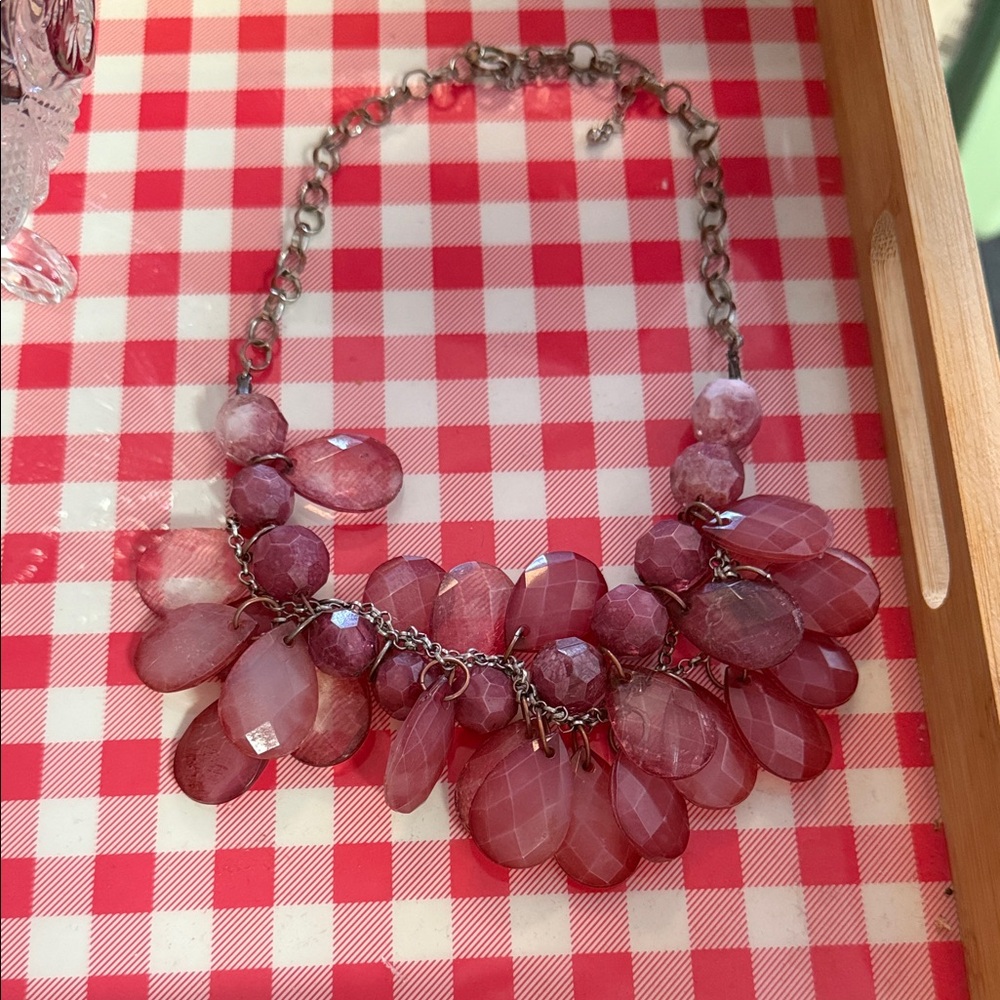 Elegant Pink Statement Necklace